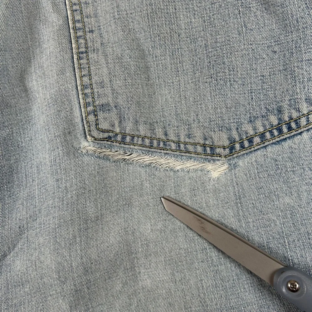 Vintage 90s Levis SilverTab Baggy Jeans Men 40x30 Light Blue Relaxed Fit Y2K